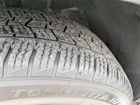 Certified 2023 Toyota Highlander XSE image 11