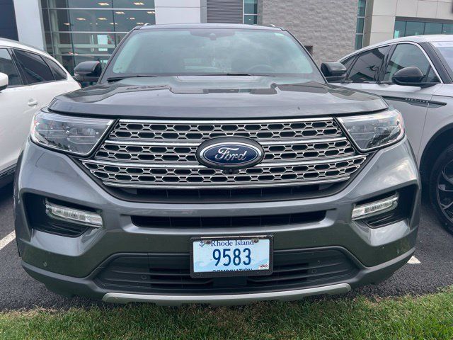 Used 2024 Ford Explorer Limited w/ Limited Technology Package AWD/4WD image 2