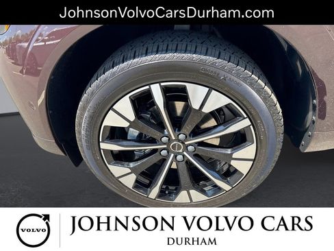 Used 2026 Volvo XC60 B5 Plus w/ Climate Package AWD/4WD image 19