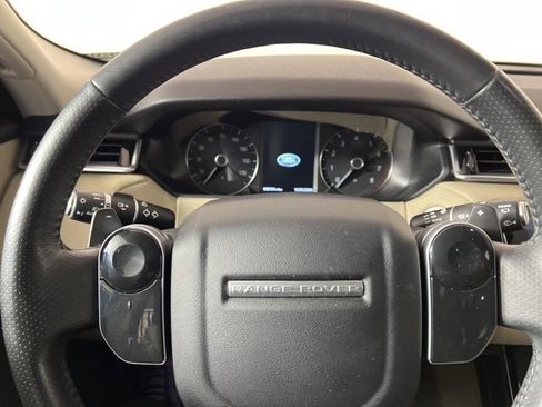 Used 2020 Land Rover Range Rover Velar S image 22