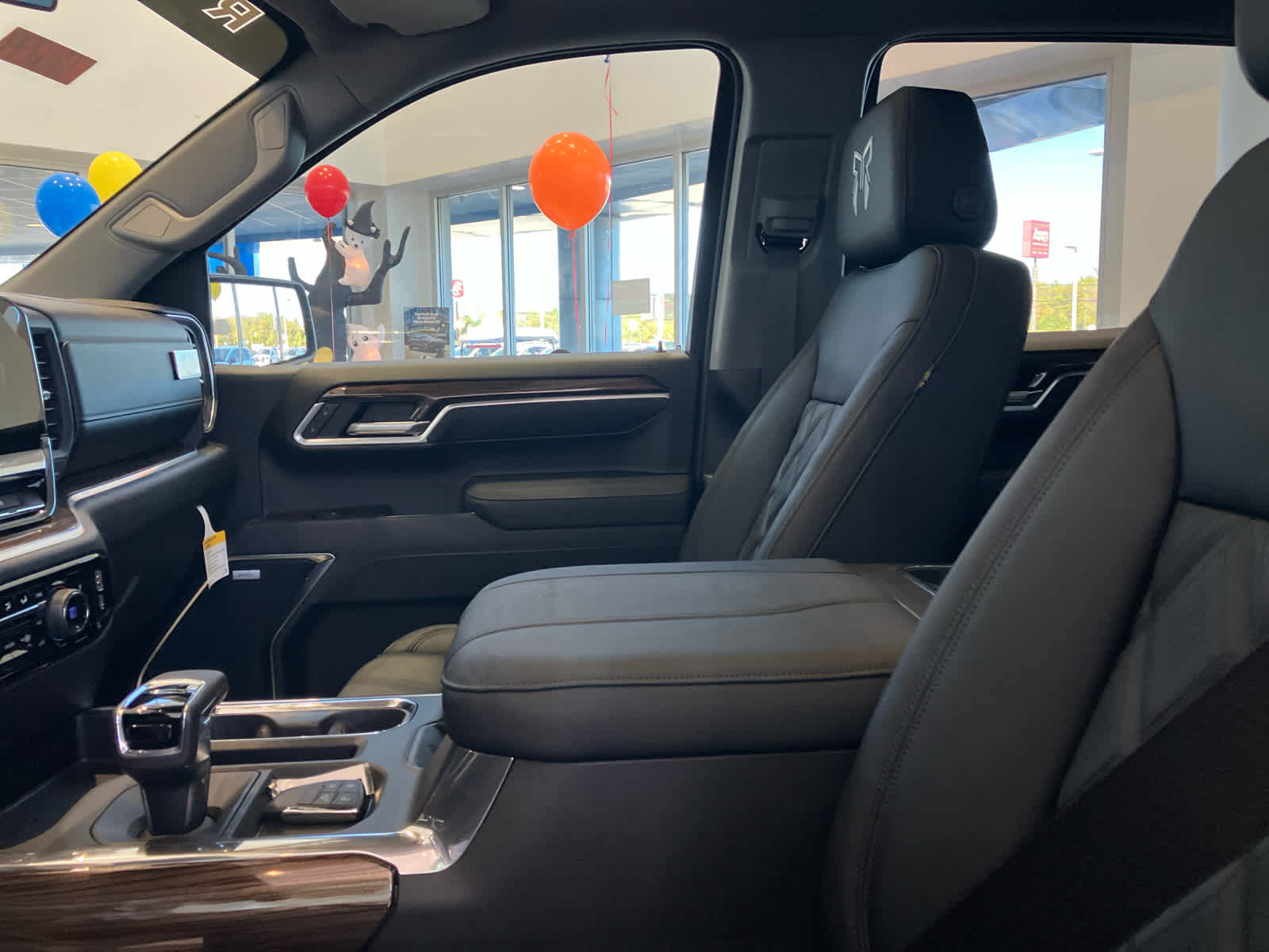 New 2026 Chevrolet Silverado 1500 RST AWD/4WD image 12