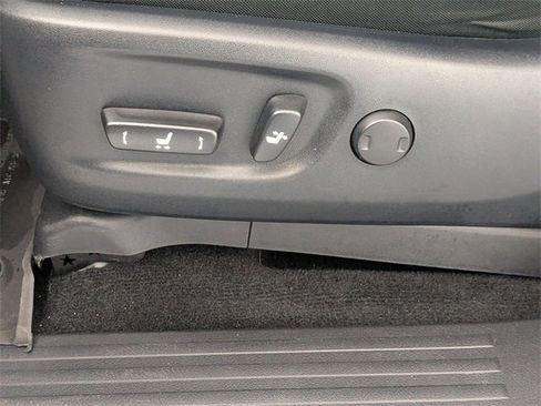 Used 2024 Toyota 4Runner TRD Off-Road image 13