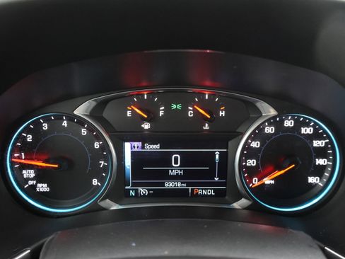 Used 2018 Chevrolet Equinox Premier AWD/4WD image 10