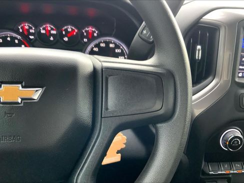Used 2024 Chevrolet Silverado 2500 Custom w/ Custom Value Package AWD/4WD image 23