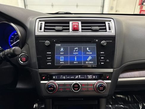 Used 2016 Subaru Outback 2.5i Limited image 18