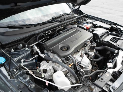 Used 2025 Honda Civic LX image 31