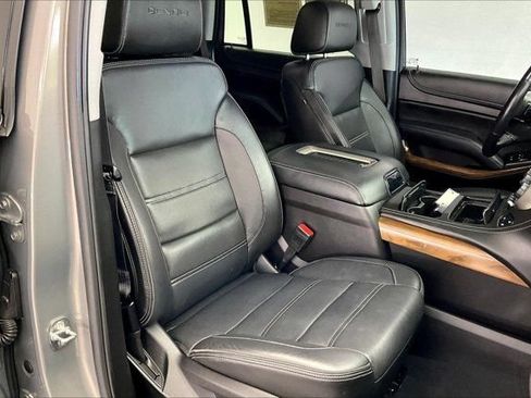 Used 2019 GMC Yukon Denali w/ Enhanced Security Package AWD/4WD image 6
