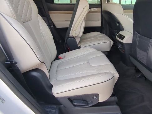 Used 2021 Hyundai Palisade Limited image 25