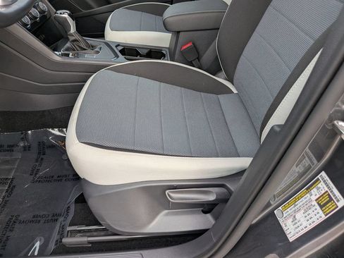 Certified 2025 Volkswagen Taos S FWD image 16