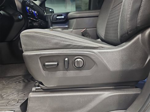 Used 2021 Chevrolet Silverado 1500 LT Trail Boss w/ Convenience Package II image 28