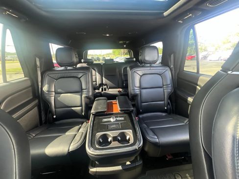 Used 2019 Lincoln Navigator L Reserve AWD/4WD image 59