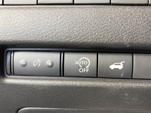 Certified 2023 Nissan Rogue SV w/ SV Premium B Package AWD/4WD image 31