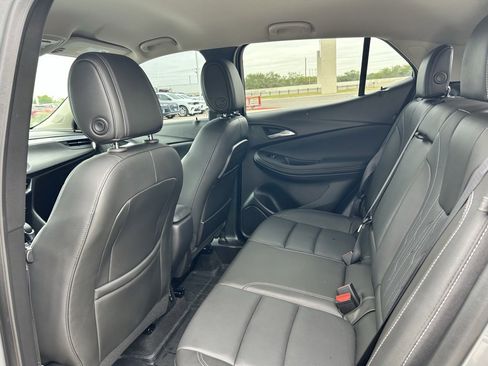 Used 2025 Buick Encore GX Avenir w/ Avenir Technology Package image 22