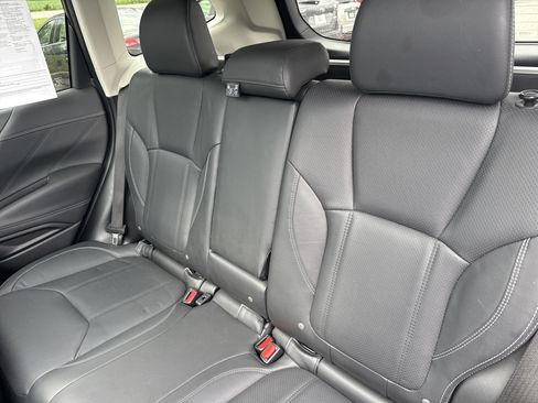 Used 2019 Subaru Forester Touring AWD/4WD image 28