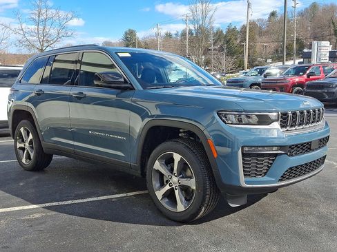 New 2026 Jeep Grand Cherokee Limited image 2