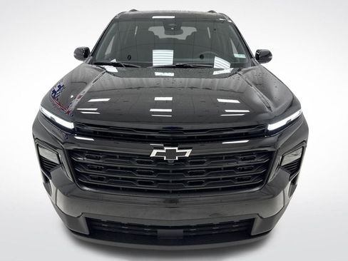 New 2026 Chevrolet Traverse LT w/ Midnight/Sport Edition image 2