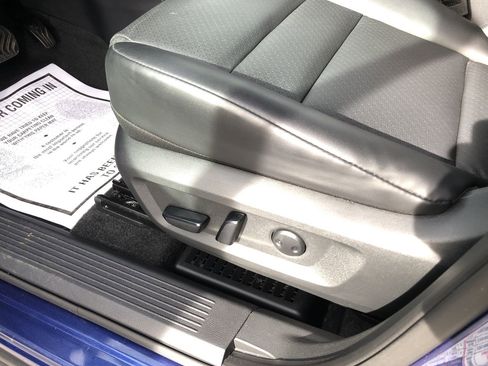 Used 2023 Nissan Rogue SV w/ SV Premium B Package image 15