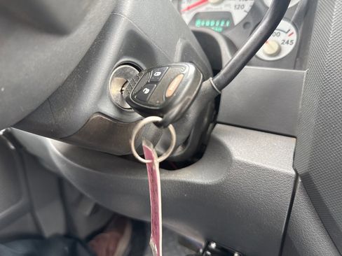 Used 2008 Dodge Ram 4500 Truck 4x4 Quad Cab w/ 2GG SLT Cpos Pkg image 14