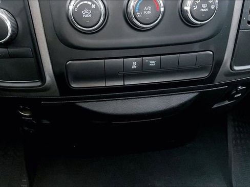 Used 2013 RAM 1500 Express image 16