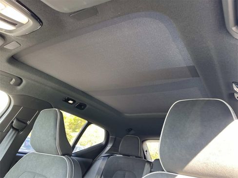 Used 2024 Volvo XC40 Recharge Plus w/ Protection Package Premier image 30