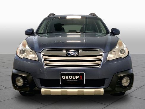 Used 2014 Subaru Outback 2.5i Limited AWD/4WD image 3