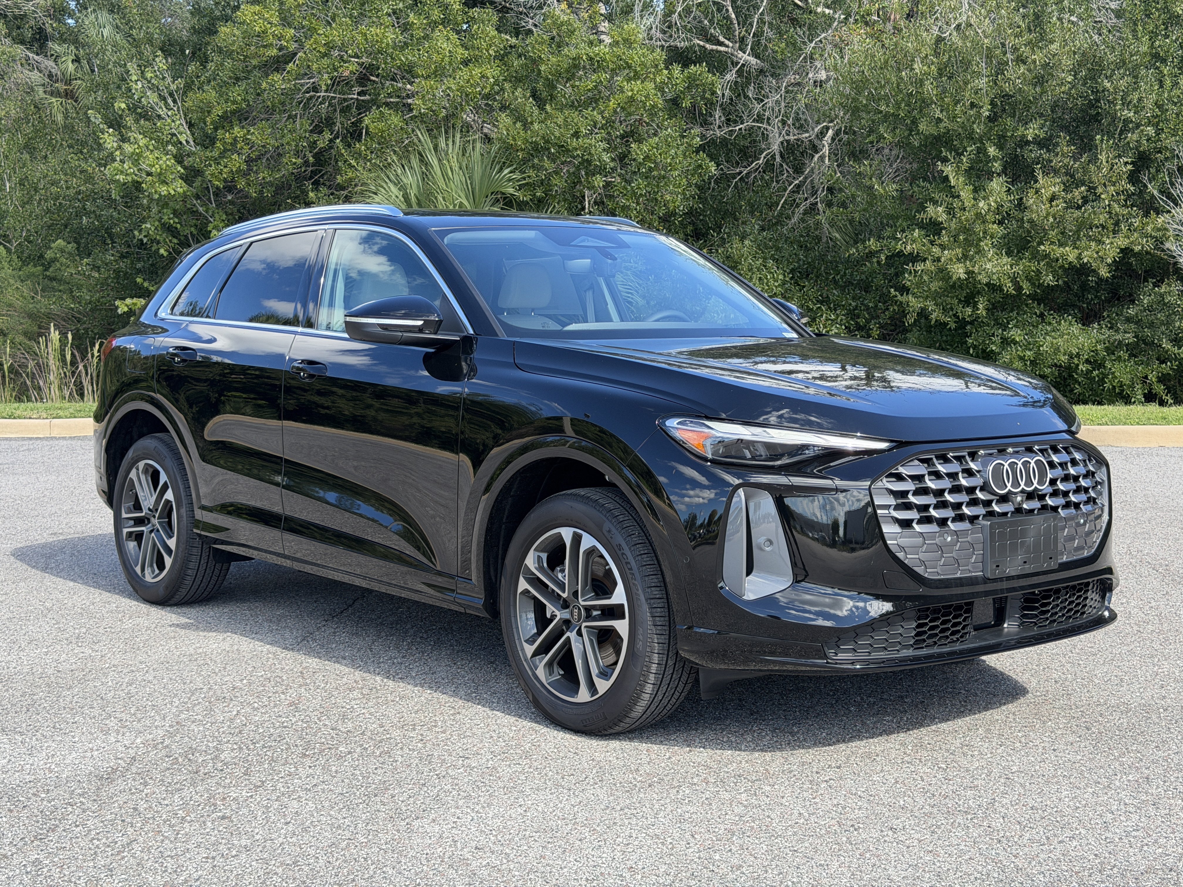 New 2026 Audi Q5 Premium AWD/4WD image 1