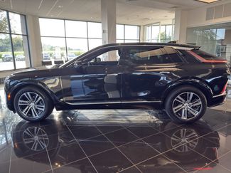 Certified 2024 Cadillac Lyriq Luxury AWD/4WD video 2