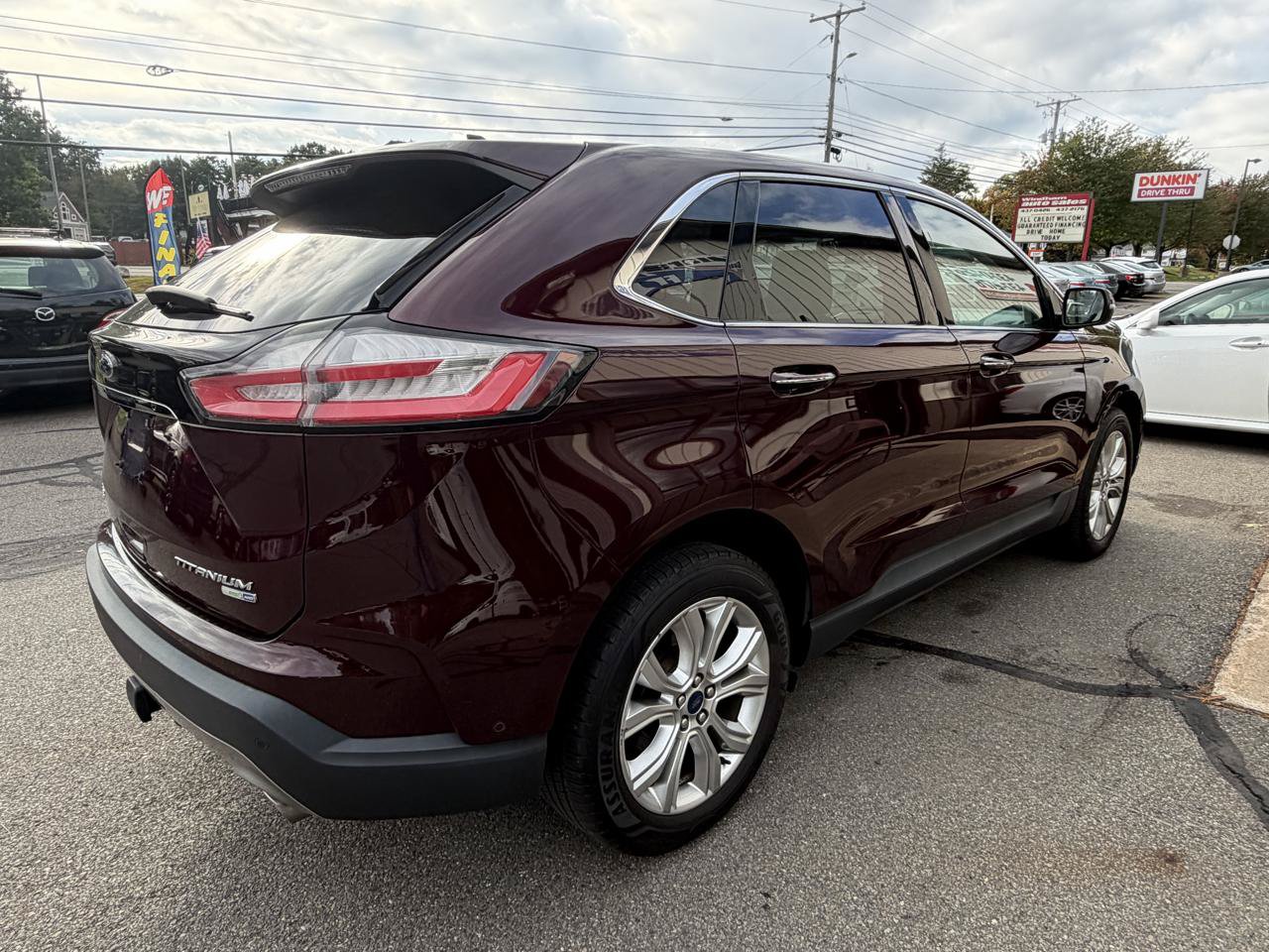 Used 2020 Ford Edge Titanium w/ Equipment Group 301A AWD/4WD image 4