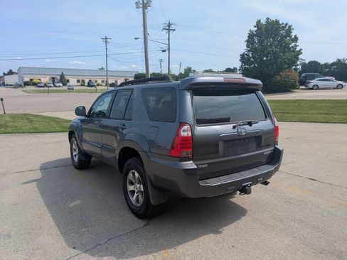 Used 2006 Toyota 4Runner Sport AWD/4WD image 7