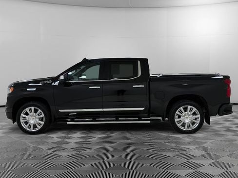 Certified 2024 Chevrolet Silverado 1500 High Country w/ High Country Premium Package AWD/4WD image 2