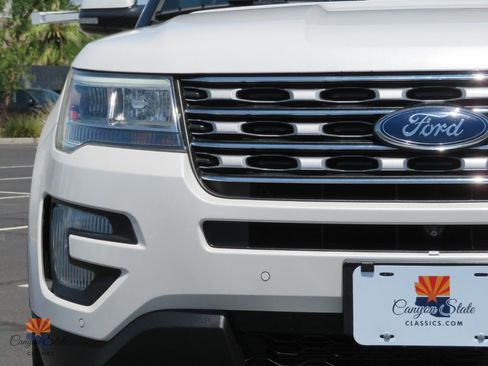 Used 2017 Ford Explorer Limited FWD image 38