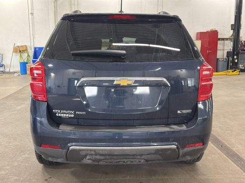Used 2017 Chevrolet Equinox Premier w/ Enhanced Convenience Package AWD/4WD image 5