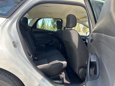 Used 2017 Ford Focus S image 22