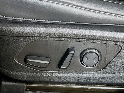 Used 2023 Kia Sorento X-Line EX image 11