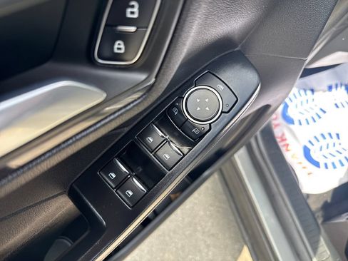 Used 2025 Ford Escape ST-Line AWD/4WD image 24