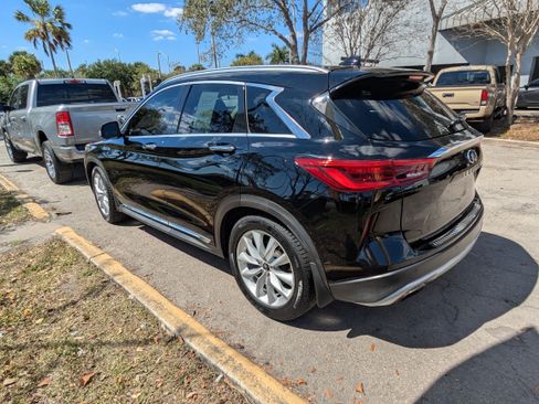 Used 2019 INFINITI QX50 Essential w/ Proassist Package image 7
