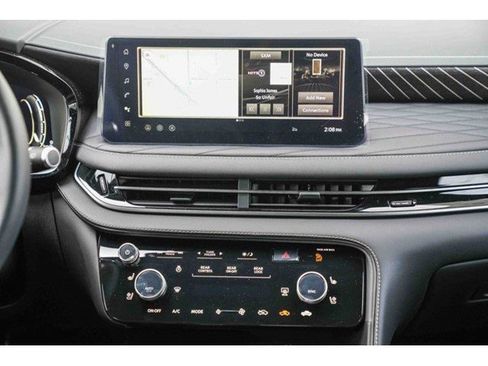 New 2026 INFINITI QX60 Autograph image 13