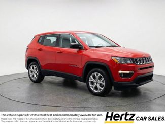 Used 2025 Jeep Compass Latitude video 1