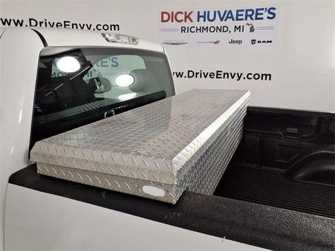 Used 2010 Chevrolet Silverado 1500 W/T image 9