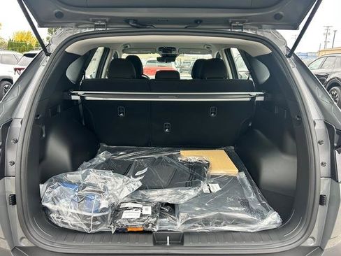New 2026 Hyundai Tucson SE image 3