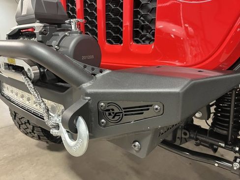 Used 2021 Jeep Gladiator Sport image 35