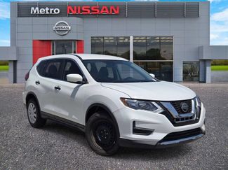 Used 2020 Nissan Rogue S FWD video 1