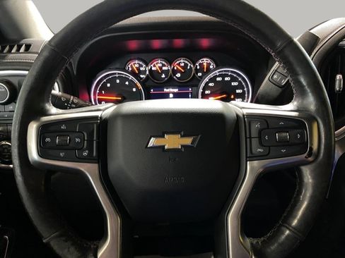Used 2020 Chevrolet Silverado 2500 LT w/ Convenience Package AWD/4WD image 9