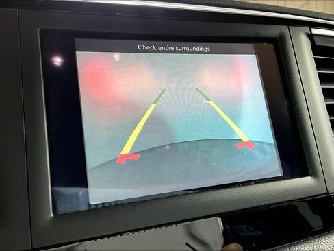 Used 2020 Chrysler Pacifica Touring w/ S Appearance Package FWD image 21