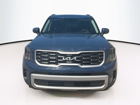 Used 2025 Kia Telluride S AWD/4WD image 2