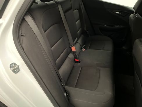 Used 2025 Chevrolet Malibu LT FWD image 18