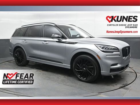 Used 2023 Lincoln Aviator Reserve w/ Equipment Group 201A image 1