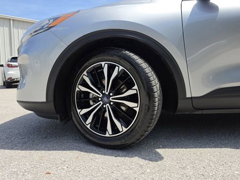 Used 2021 Ford Escape SE w/ SE Sport Appearance Package FWD image 34