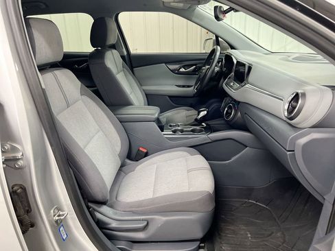 Used 2019 Chevrolet Blazer LT FWD image 21