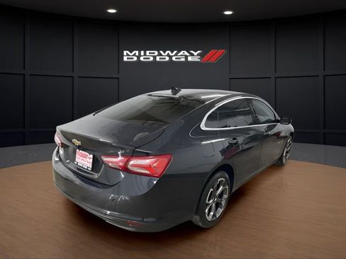 Used 2022 Chevrolet Malibu LT FWD image 5